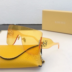 Loewe Sunglasses 91